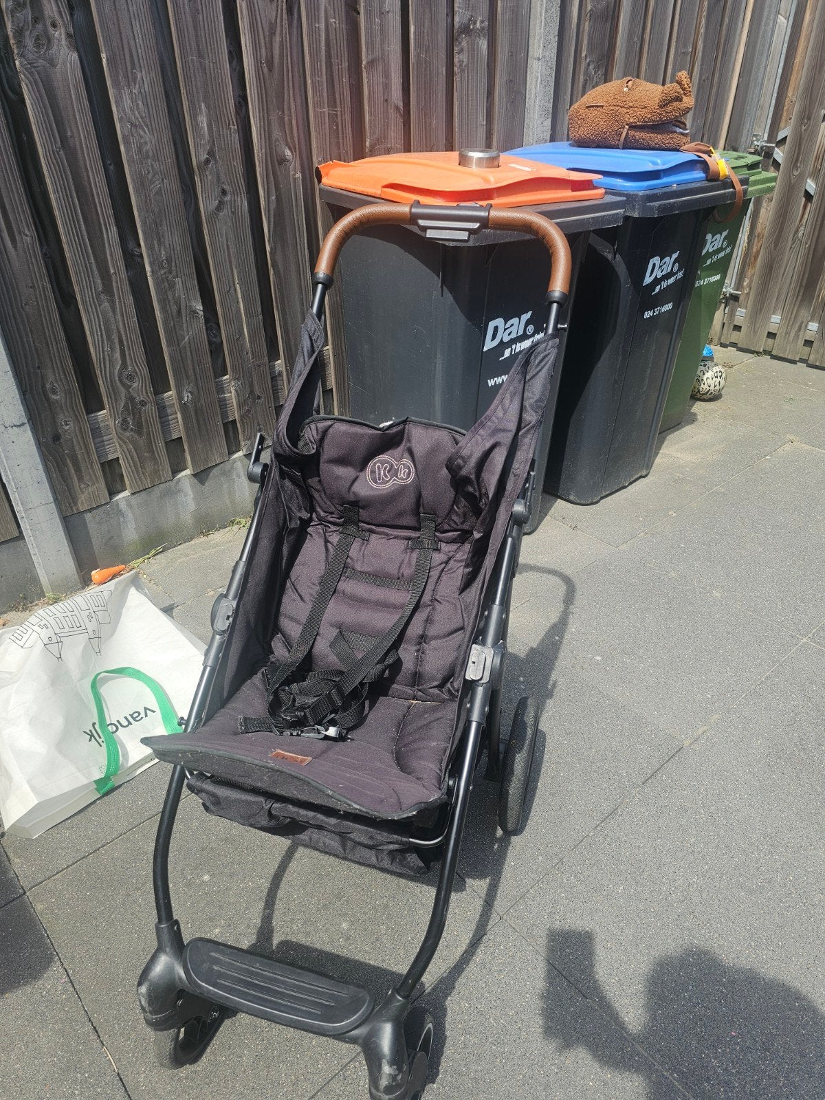 Gratis Kinderkraft buggy, Ophalen, Gebruikt