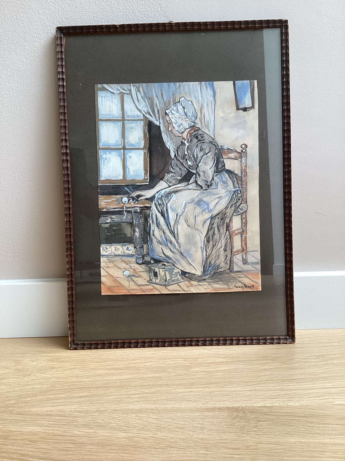 Vrouw aan het venster in kledingdracht- Gesigneerde tekening, Antiek en Kunst, Kunst | Schilderijen | Klassiek, Achter glas, Portret of Personen