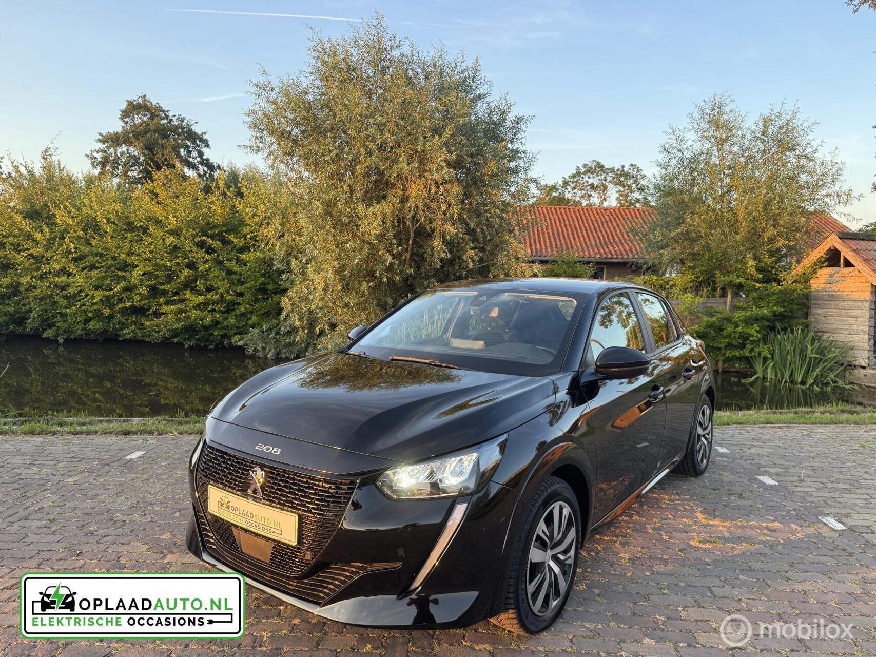Peugeot e-208 EV Active 50 kWh | 3-fase | Carplay, 136 pk, Gebruikt, Verwarmde buitenspiegels, Met garantie (alle)
