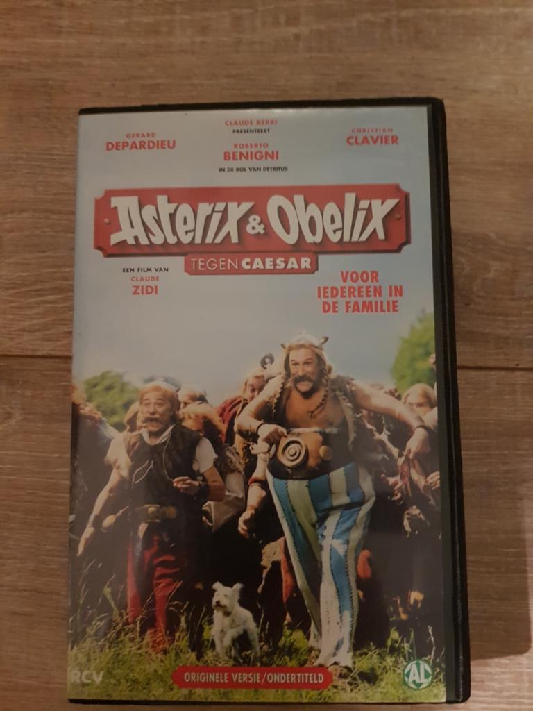 Asterix & Obelix Tegen Caesar VHS - Originele Versie, Ophalen of Verzenden
