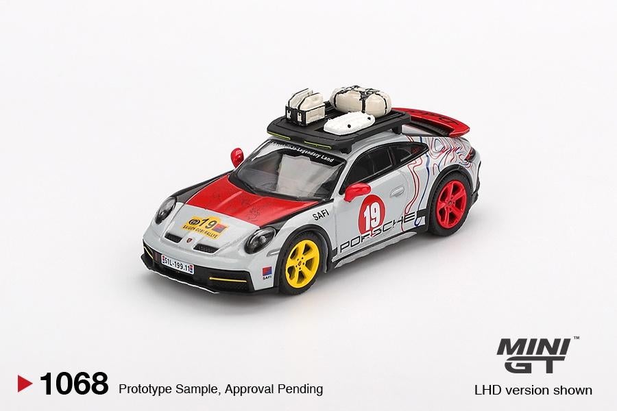 Mini GT 1/64 - Porsche 911 Dakar "Uncle Rally" Mgt405, Hobby en Vrije tijd, Modelauto's | Overige schalen, Verzenden, Nieuw, Auto