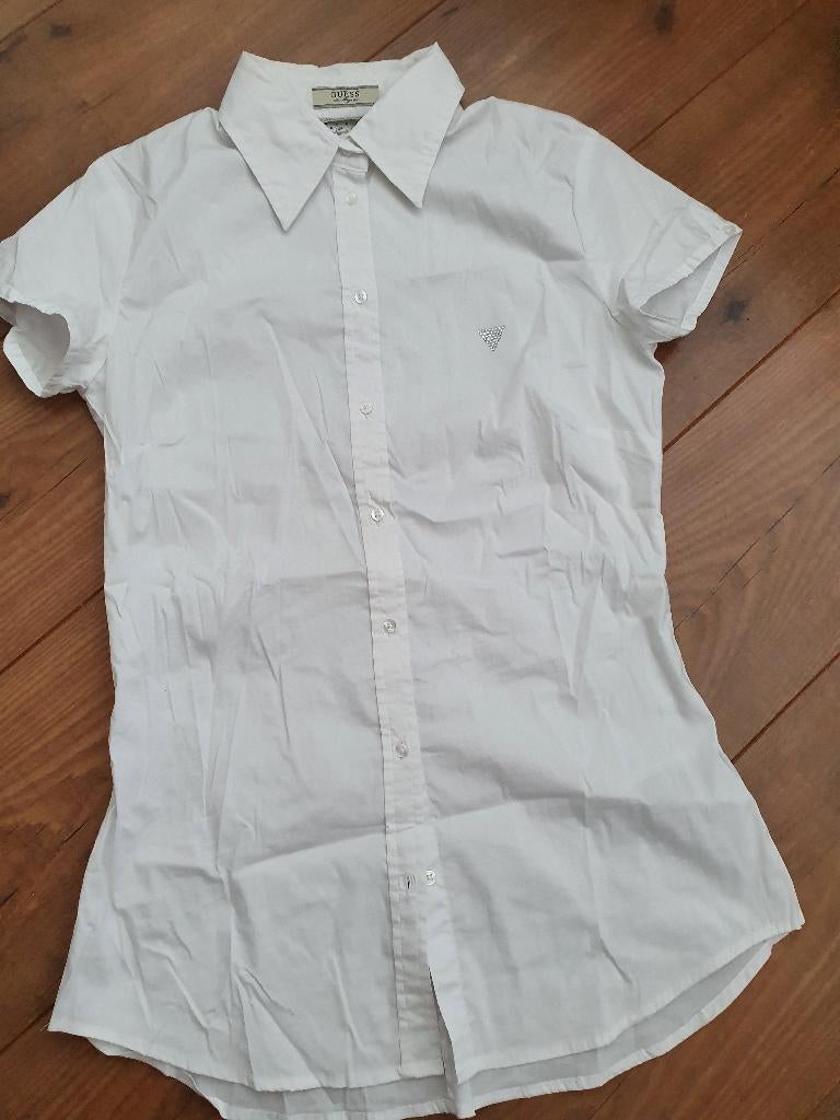 Blouse: Nog nieuw, Guess blouse maat xs kleur Wit, Ophalen, Zo goed als nieuw, Maat 34 (XS) of kleiner, Wit