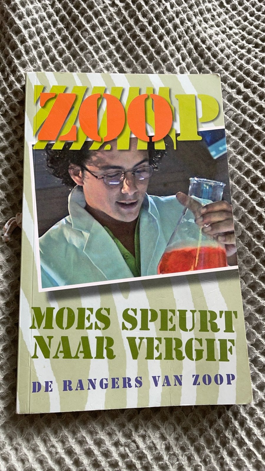 ZOOP Moes Speurt Naar Vergif - De Rangers Van Zoop, Boeken, Ophalen, Gelezen, Fictie algemeen
