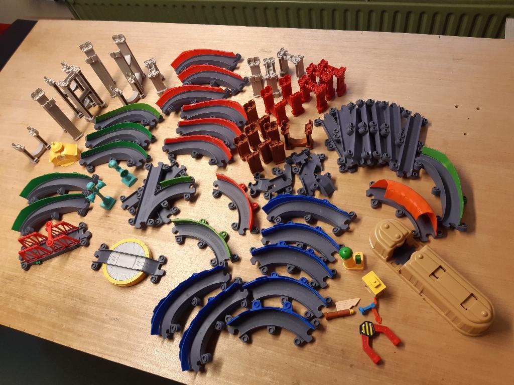 Trein baan Chuggington Veel stukken ruim 70 Grote baan, Ophalen of Verzenden, Zo goed als nieuw