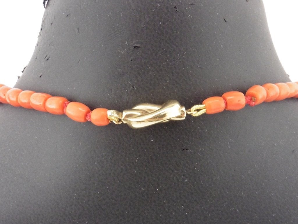 Bloedkoralen collier gouden slot                          D2, Ophalen of Verzenden, Overige materialen, Ketting
