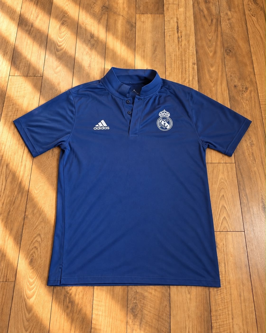 Adidas Real Madrid Polo Shirt ClimaCool Maat S, Kleding | Heren, Verzenden, Nieuw, Maat 46 (S) of kleiner, Blauw