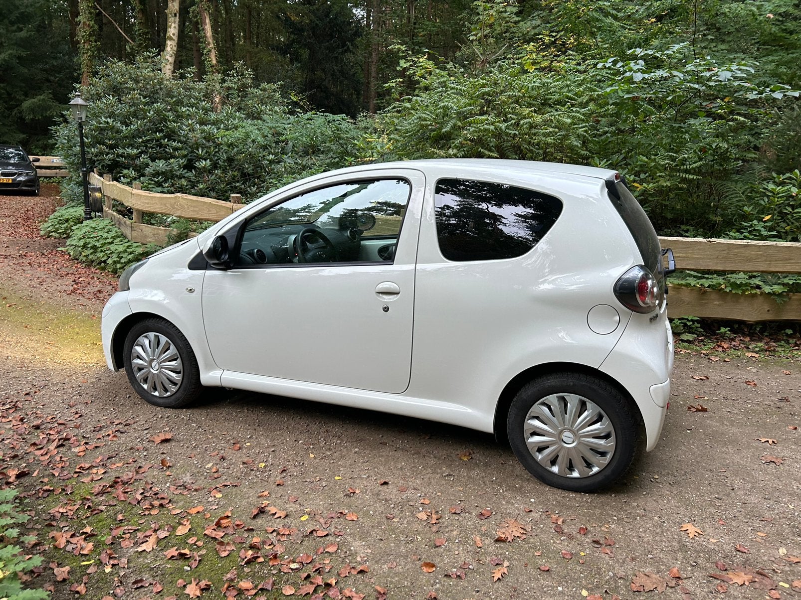 Toyota Aygo 1.0 12V Vvt-i 3DRS MMT 2012 Wit, Auto's, Voorwielaandrijving, 4 stoelen, Handgeschakeld, Particulier