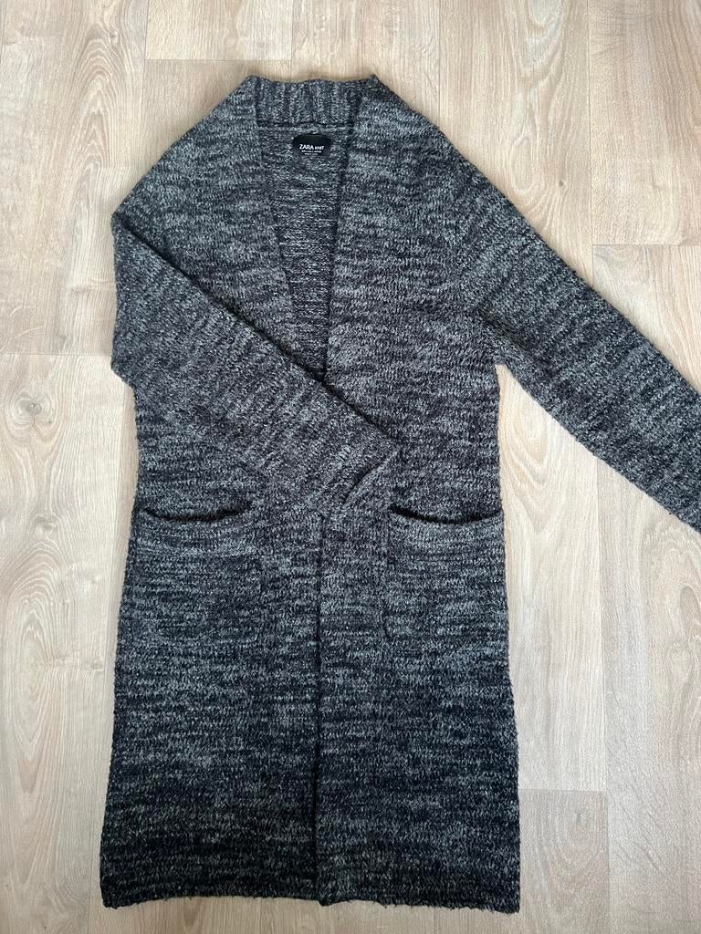 Lang gebreid vest van Zara - Grijs gemêleerd, Ophalen of Verzenden, Zo goed als nieuw, Maat 36 (S), Grijs