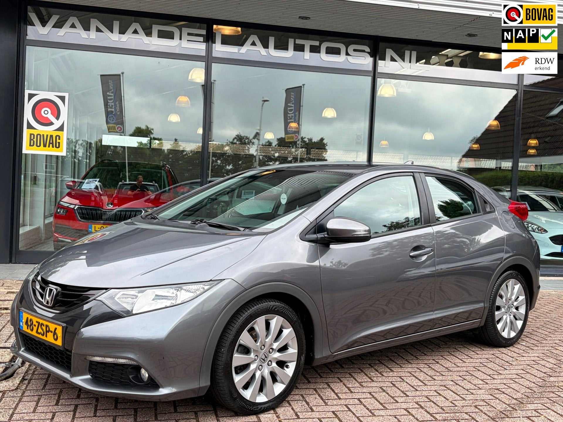 Honda Civic 1.8 Sport 5Drs Clima Cruise Camera Trekhaak NL-A, Auto's, Voorwielaandrijving, Gebruikt, Zwart, 4 cilinders