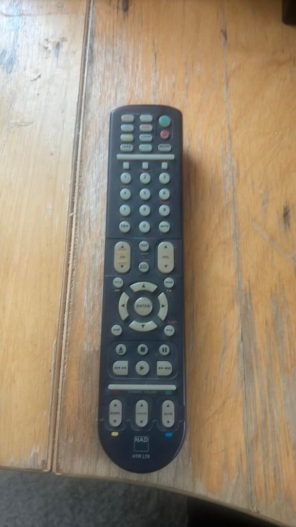NAD L70 afstandbediening, Ophalen of Verzenden, Zo goed als nieuw, Origineel, Receiver of Versterker