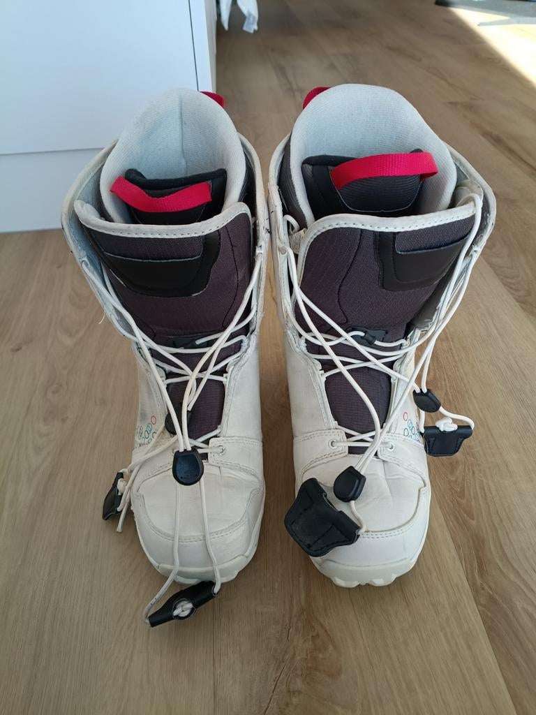Snowboardschoenen Wedze maat 40, Sport en Fitness, Snowboarden, Ophalen, Gebruikt, Schoenen