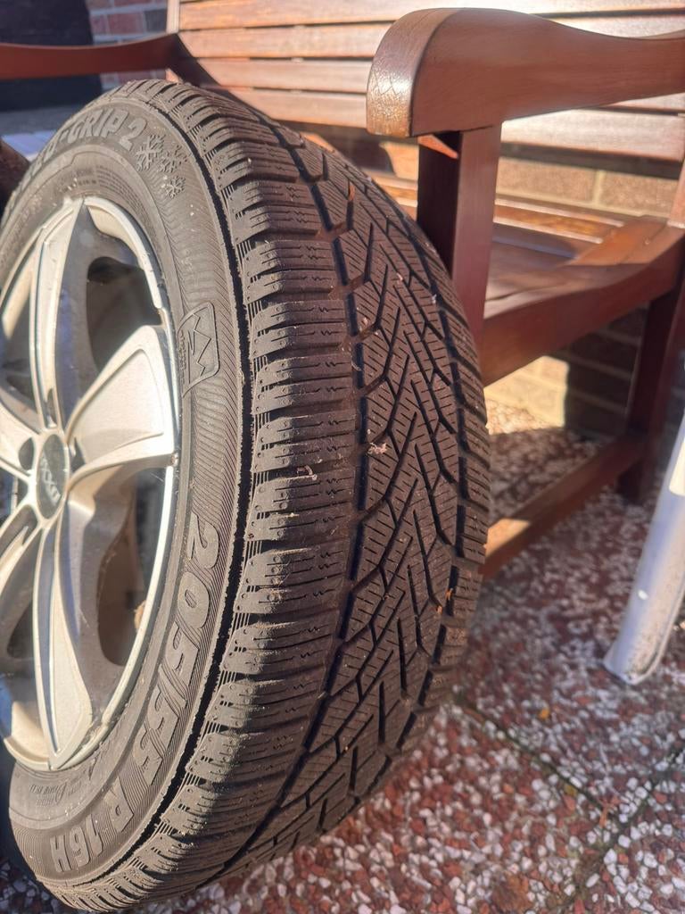 Winterbanden 205/55/R16 op velgen 16inch, Ophalen, Gebruikt