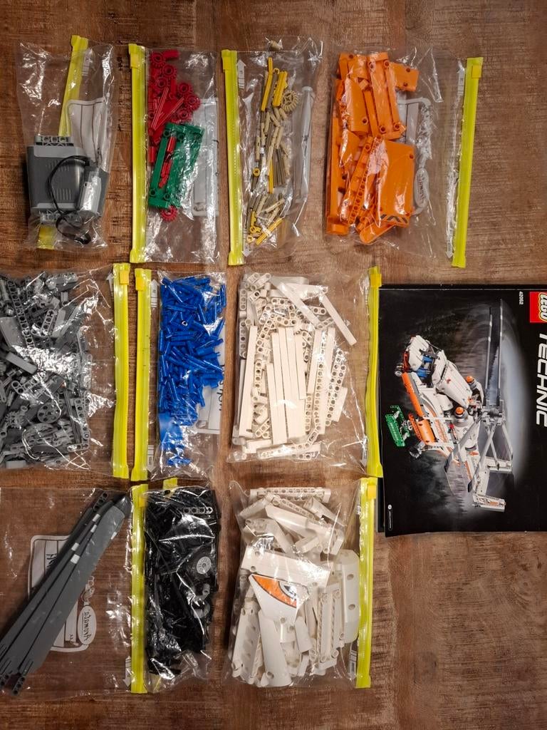 Lego Technic 42052 Helikopter. Zonder doos, Ophalen, Zo goed als nieuw
