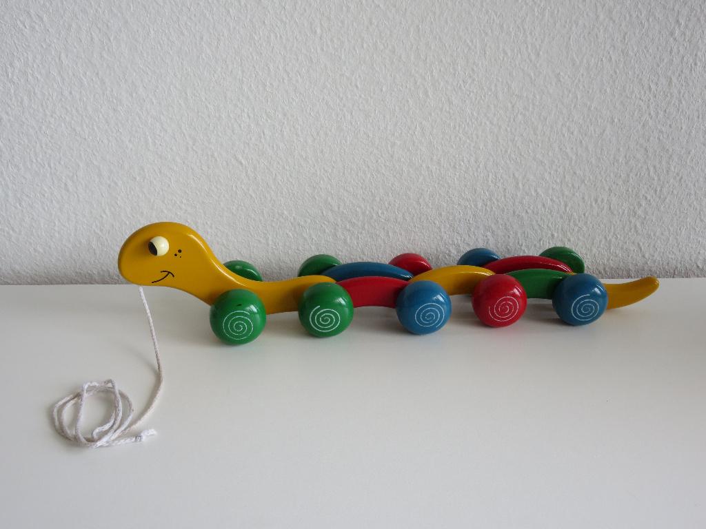 Kouvalias Houten rups trekspeelgoed (vintage), Ophalen of Verzenden, Zo goed als nieuw, Duw- of Trekspeelgoed