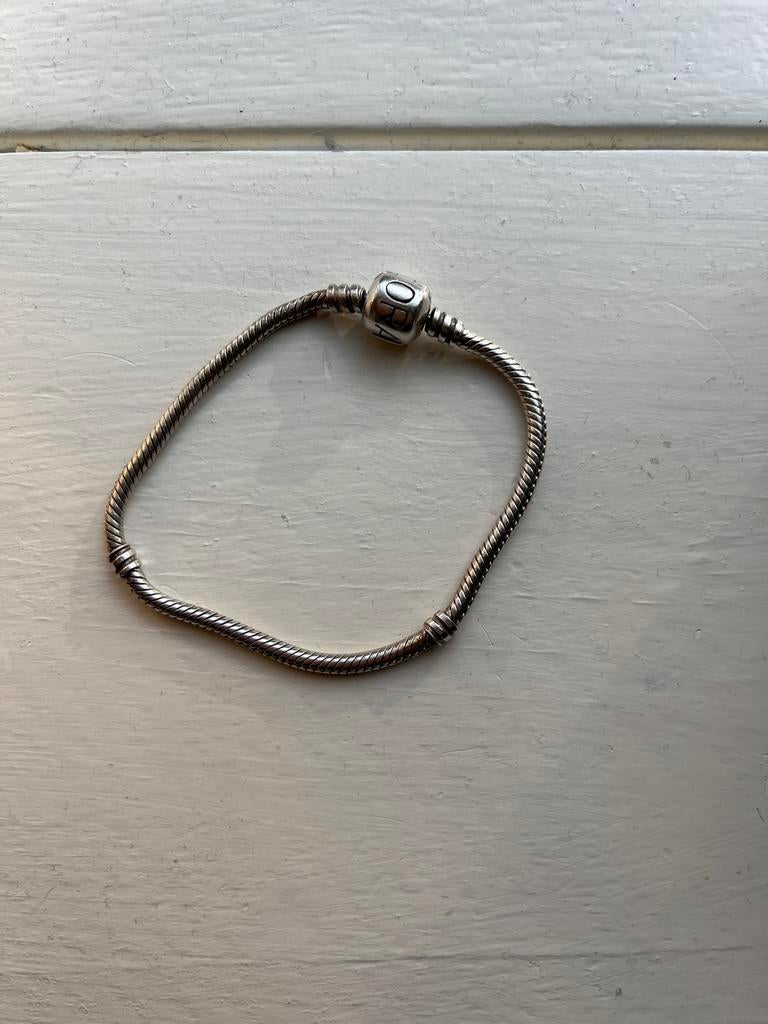 Amora Bedelarmband, Sieraden, Tassen en Uiterlijk, Ophalen of Verzenden, Zo goed als nieuw, Zilver, Met bedels of kralen