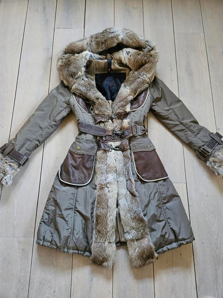Angelos & Demonios pronkstuk maat m, Kleding | Dames, Jassen | Winter, Maat 38/40 (M), Overige kleuren, Nieuw, Ophalen of Verzenden