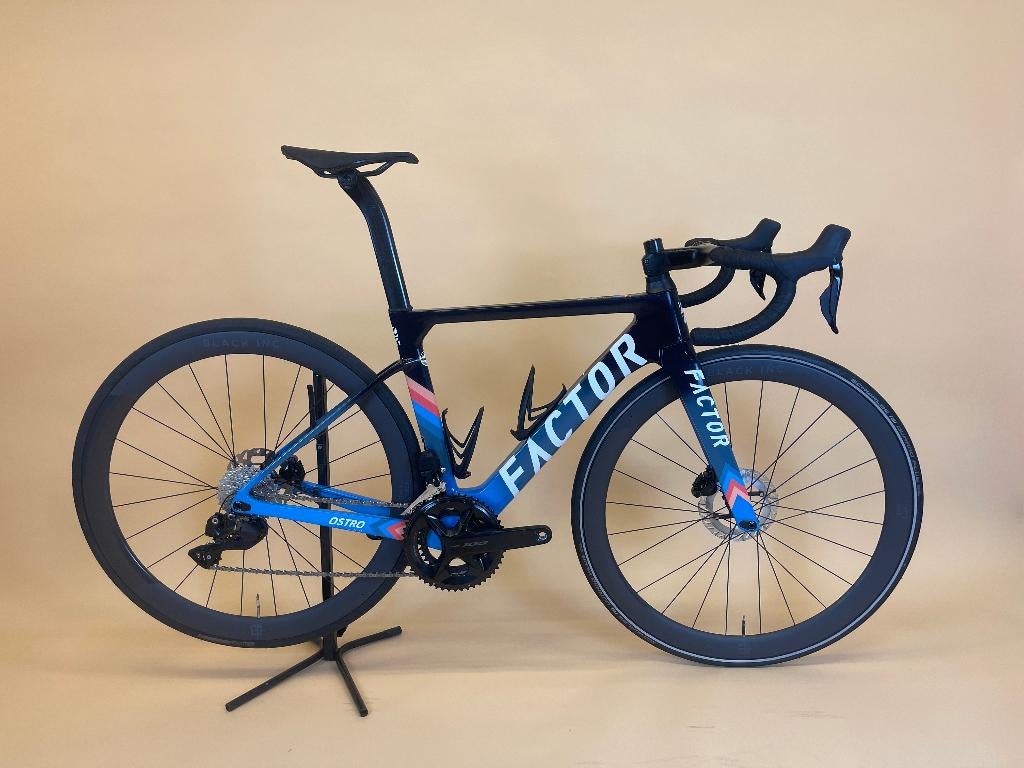(Nieuw) Factor OSTRO VAM – UCI Team LTD Edition (49CM), Fietsen en Brommers, Overige merken, 28 inch, Carbon, Nieuw