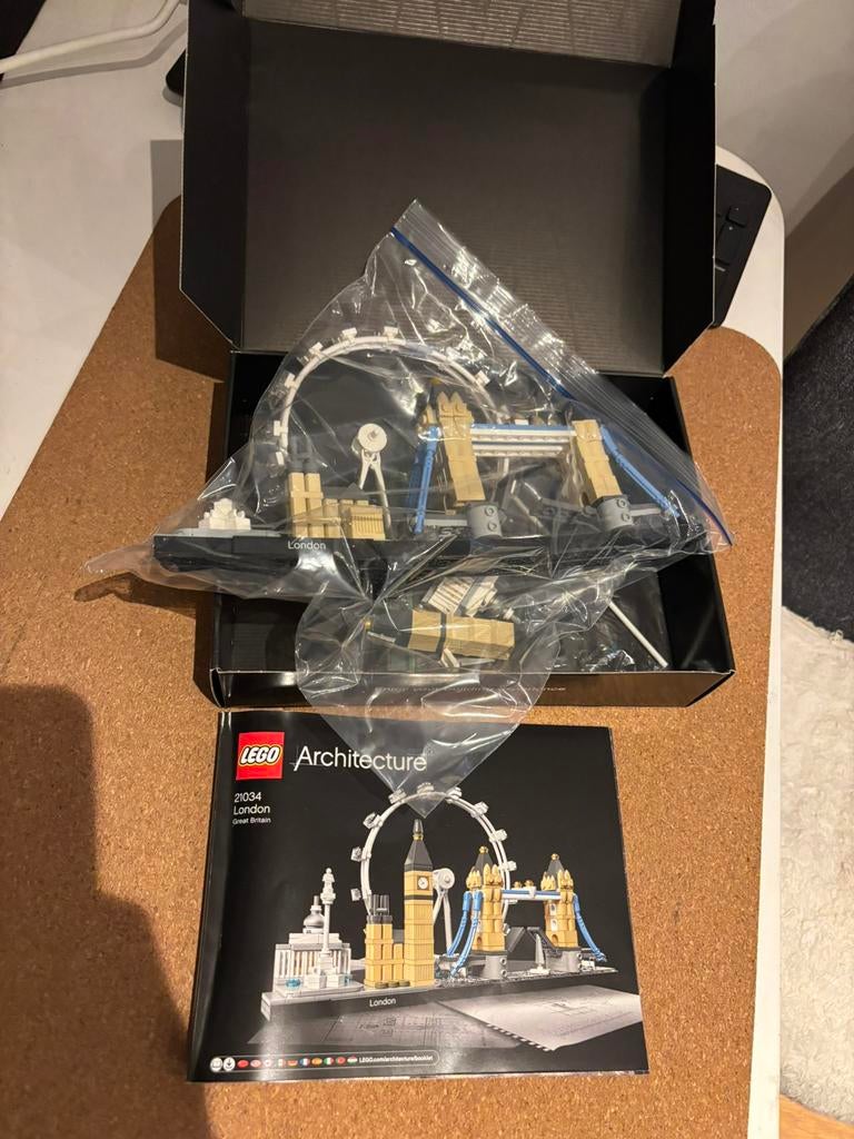 Lego architecture London 21034, Ophalen of Verzenden, Zo goed als nieuw