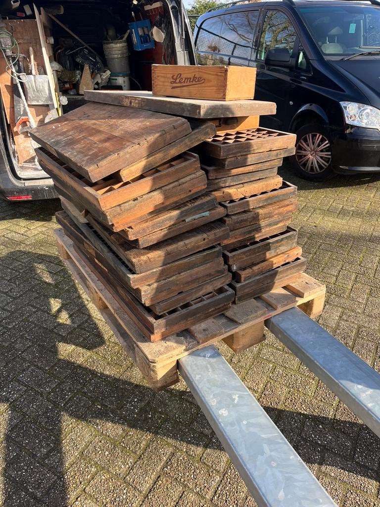 20 letterbakken, Ophalen, Zo goed als nieuw