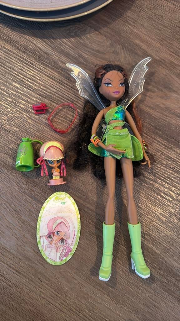 Winx club pop Layla seizoen 2, Verzamelen, Poppen, Gebruikt, Pop, Ophalen of Verzenden