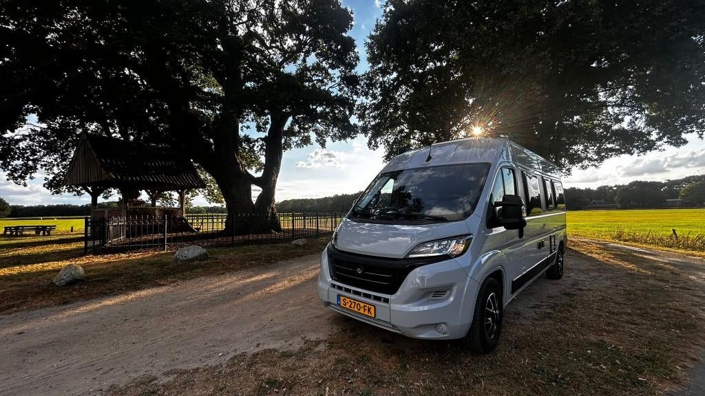 Carado Vlow 600 15 Edition +, Caravans en Kamperen, Campers, Koelkast, Chemisch toilet, Buscamper of Camperbus, Ringverwarming