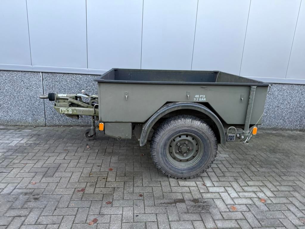 Penmann leger aanhangwagen, Ophalen, Gebruikt
