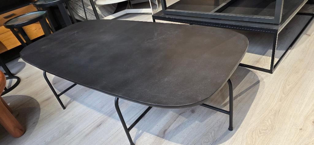 Luxe Salontafel Charles zwart Metaal |Nu van €699.- / €399.-