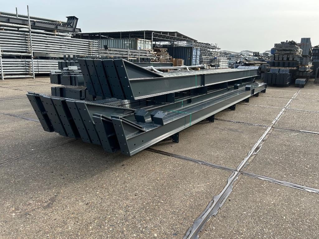 Nieuwe staalconstructie 15.00 x 40.00 meter (600m2), 600 m², Koop, Opslag of Loods