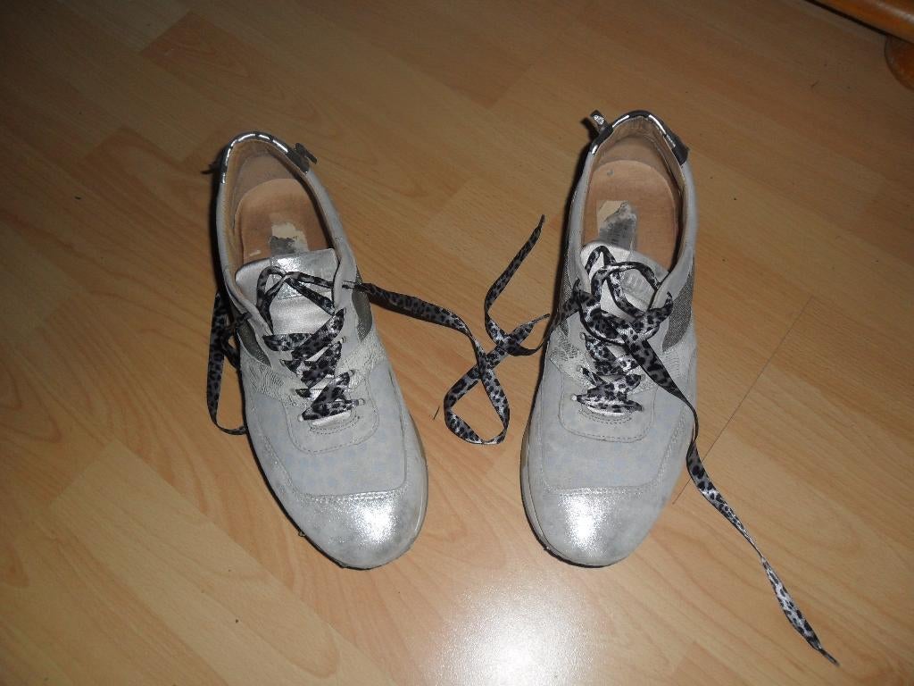 MJUS SCHOENEN VETERSCHOENEN SNEAKERS MAAT 40 NIEUW, Nieuw, Ophalen of Verzenden, Sneakers of Gympen, Grijs