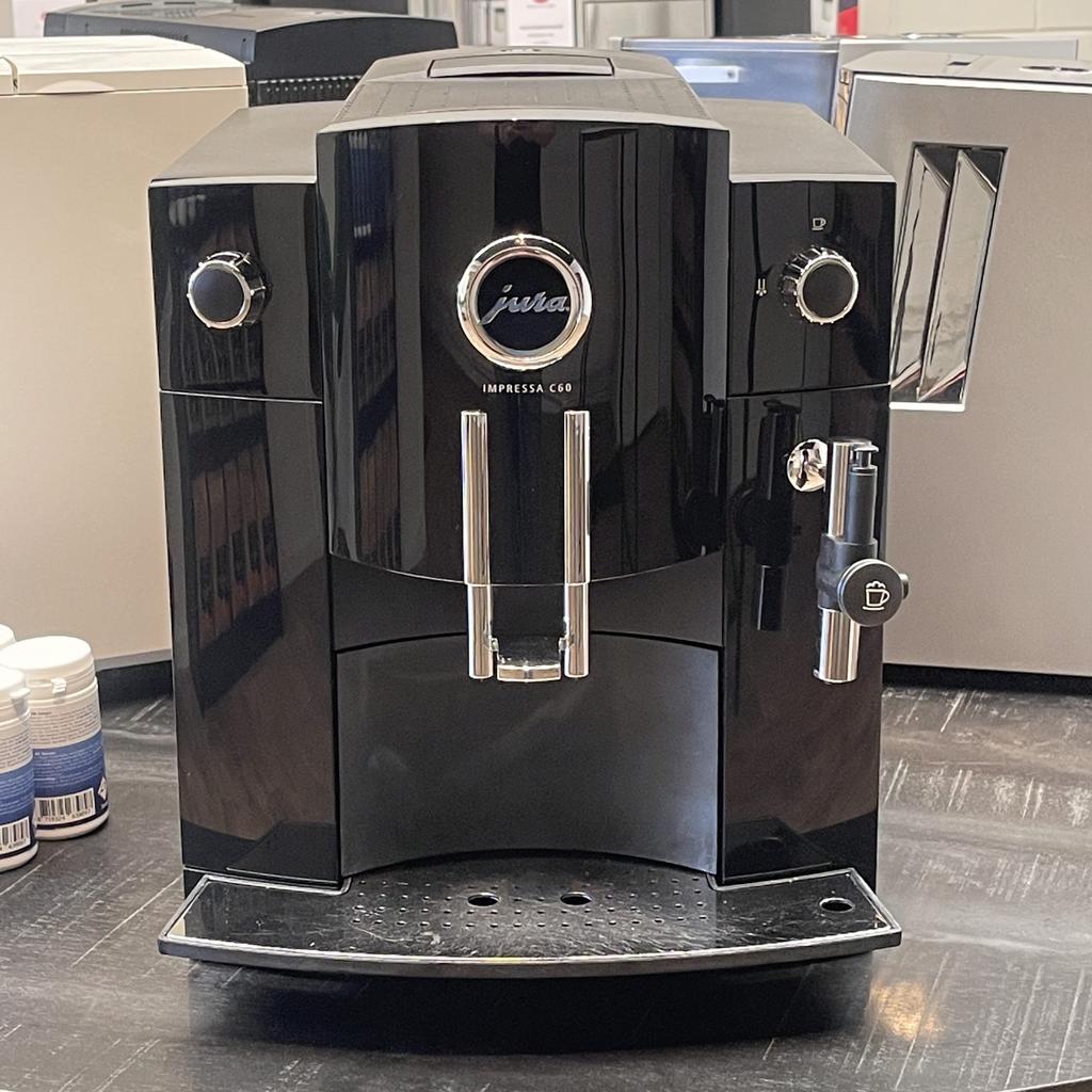 Gezocht defecte of onderhoudsbehoevende Jura koffiemachines!, Ophalen of Verzenden, Zo goed als nieuw