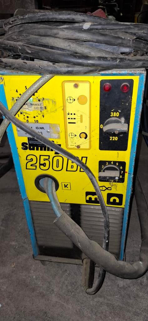 Saf safmig 250bl mig mag lasapparaat, Ophalen, Gebruikt, 150 tot 250 ampère, Co2