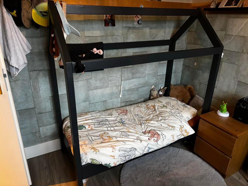 Huisjesbed zwart 70x150, Ophalen, 70 tot 85 cm, 140 tot 160 cm, Zo goed als nieuw