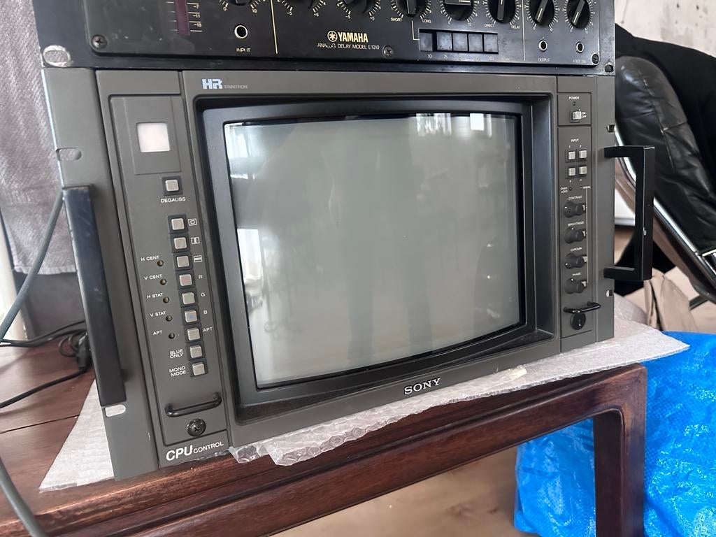 Sony bvm-1416p, Spelcomputers en Games, Games | Atari, Zo goed als nieuw, Ophalen