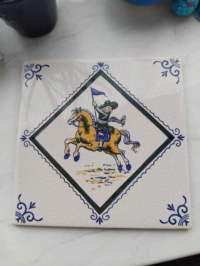 Tegel met ruiter ter paard, Antiek en Kunst, Ophalen of Verzenden