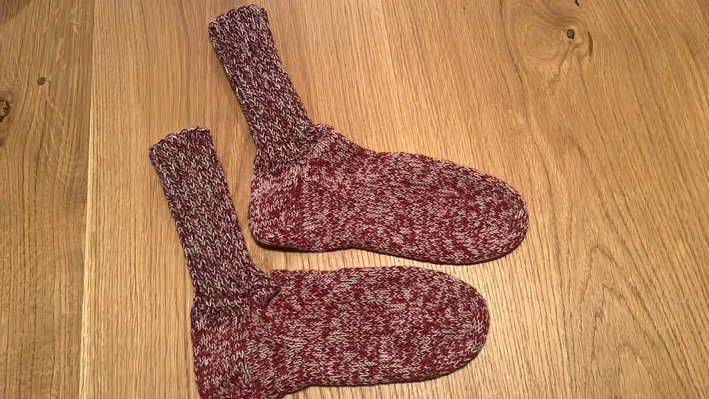 Wollen sokken, handgebreid 40/41, Kleding | Dames, Sokken en Kousen, Sokken en Kniesokken, Overige kleuren, Nieuw, Ophalen of Verzenden