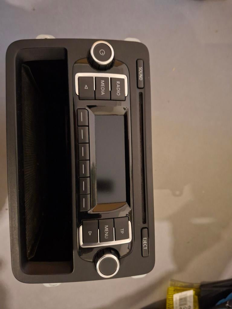 Auto radio volkswagen Golf Plus, Ophalen of Verzenden