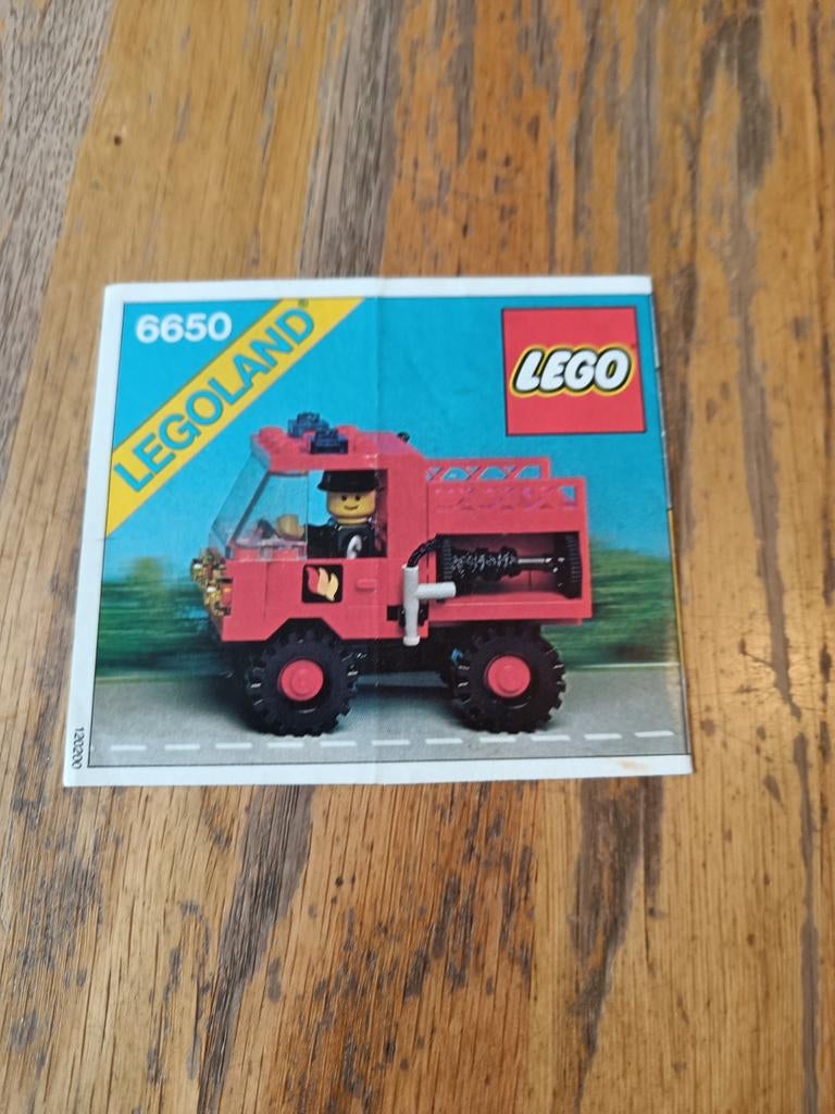 Lego Instructieboekje 6650 Brandweerwagen Legoland, Kinderen en Baby's, Speelgoed | Duplo en Lego, Ophalen of Verzenden, Gebruikt
