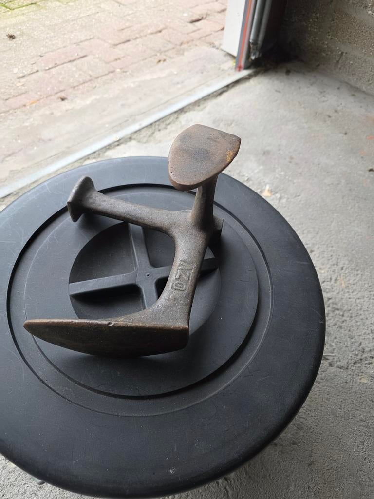 Oude Schoenmakersleest - Ambachtelijk Gereedschap, Antiek en Kunst, Antiek | Gereedschap en Instrumenten, Ophalen
