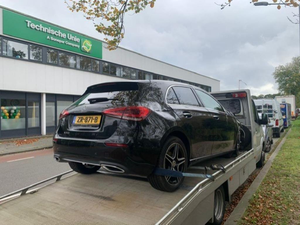 Mercedes A-Klasse A 200 163pk 7G-DCT 2018 Zwart, Auto diversen, Schadeauto's, Ophalen, Zwart, Benzine