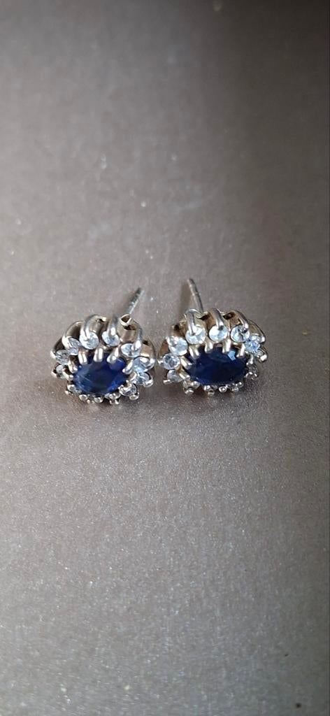 Sieraden (Saffier), Sieraden, Tassen en Uiterlijk, Oorbellen, Overige materialen, Nieuw, Ophalen of Verzenden, Met edelsteen