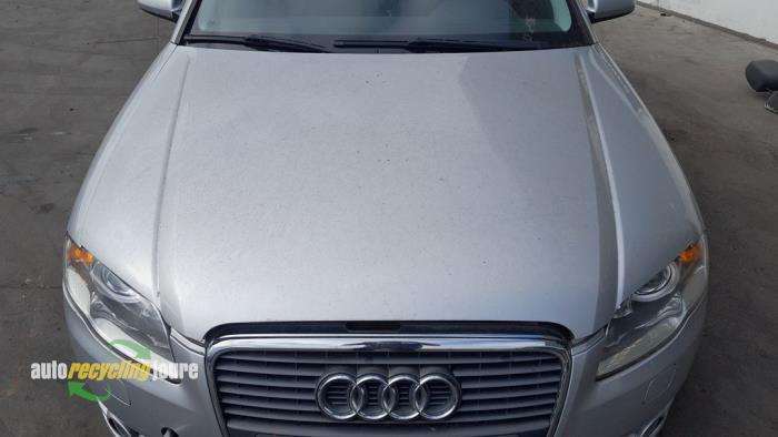 Motorkap van een Audi A4 (LY7W), Gebruikt, -, -, Audi