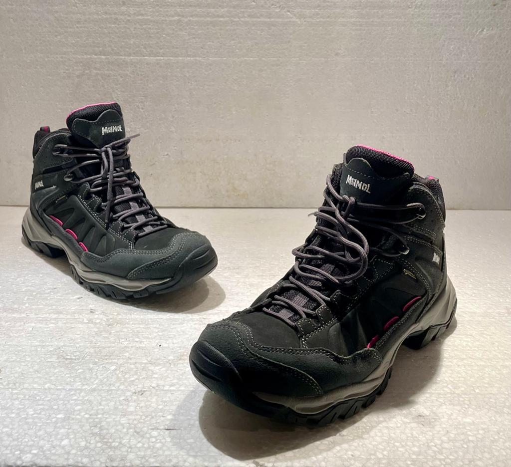 Meindl Goretex wandelschoenen bergschoenen 39 / UK 5,5, Kleding | Dames, Schoenen, Ophalen of Verzenden, Zwart, Wandelschoenen