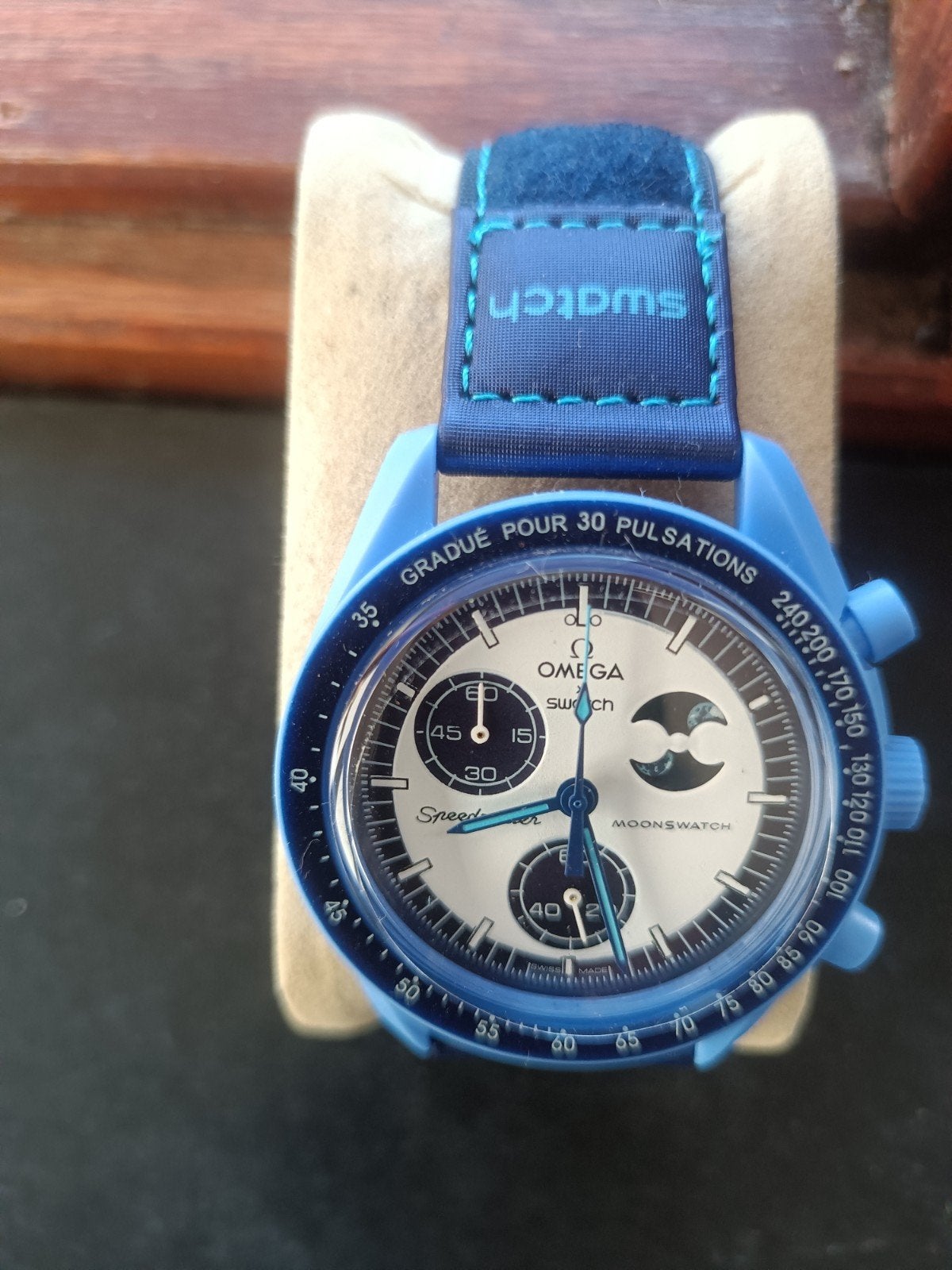 Swatch x Omega Moonswatch Mission to Neptune, Sieraden, Tassen en Uiterlijk, Horloges | Heren, Nieuw, Omega, Kunststof, Kunststof