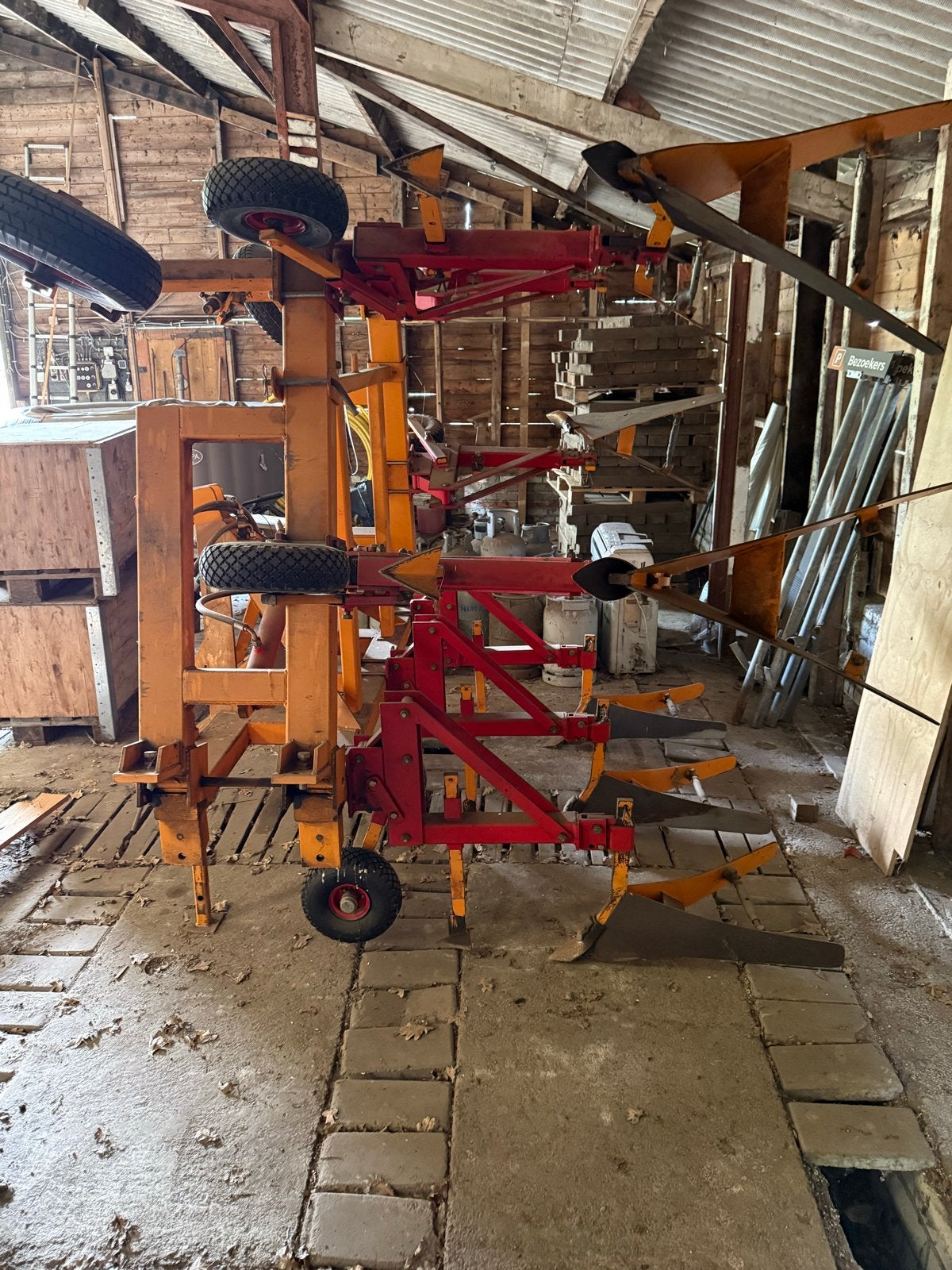 Schoffeltuig voor onkruidbestrijding, Ophalen, Akkerbouw, Grondbewerking
