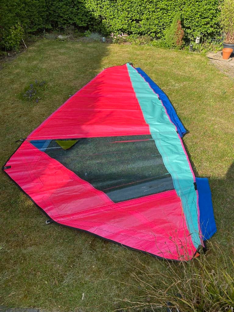 Surfzeilen en toebehoren, Watersport en Boten, Windsurfen, Ophalen, Gebruikt, Overige typen, Minder dan 5 m²