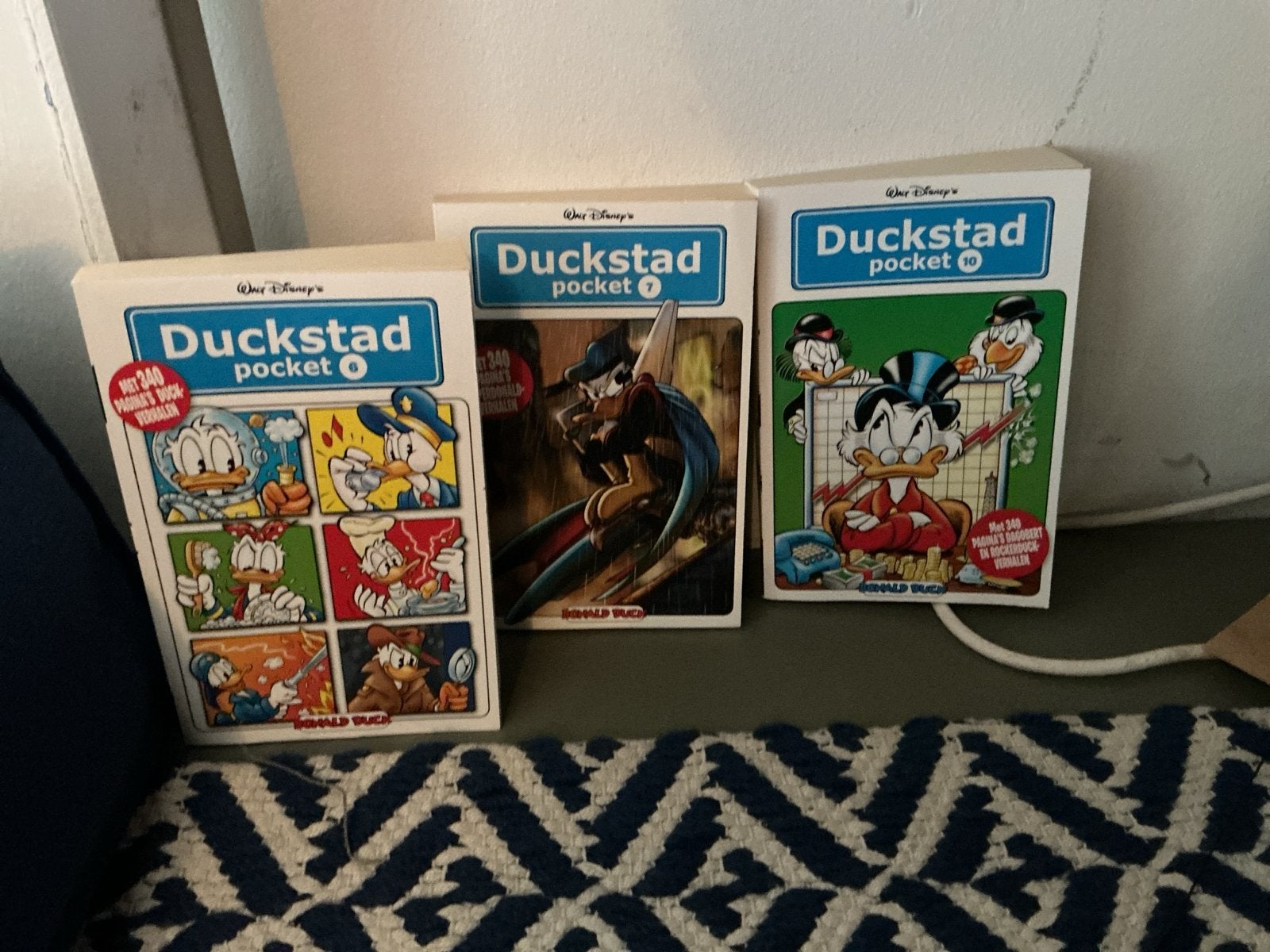Donald Duck Duckstad pocket 6, 7 en 10, Meerdere stripboeken, Ophalen of Verzenden, Gelezen