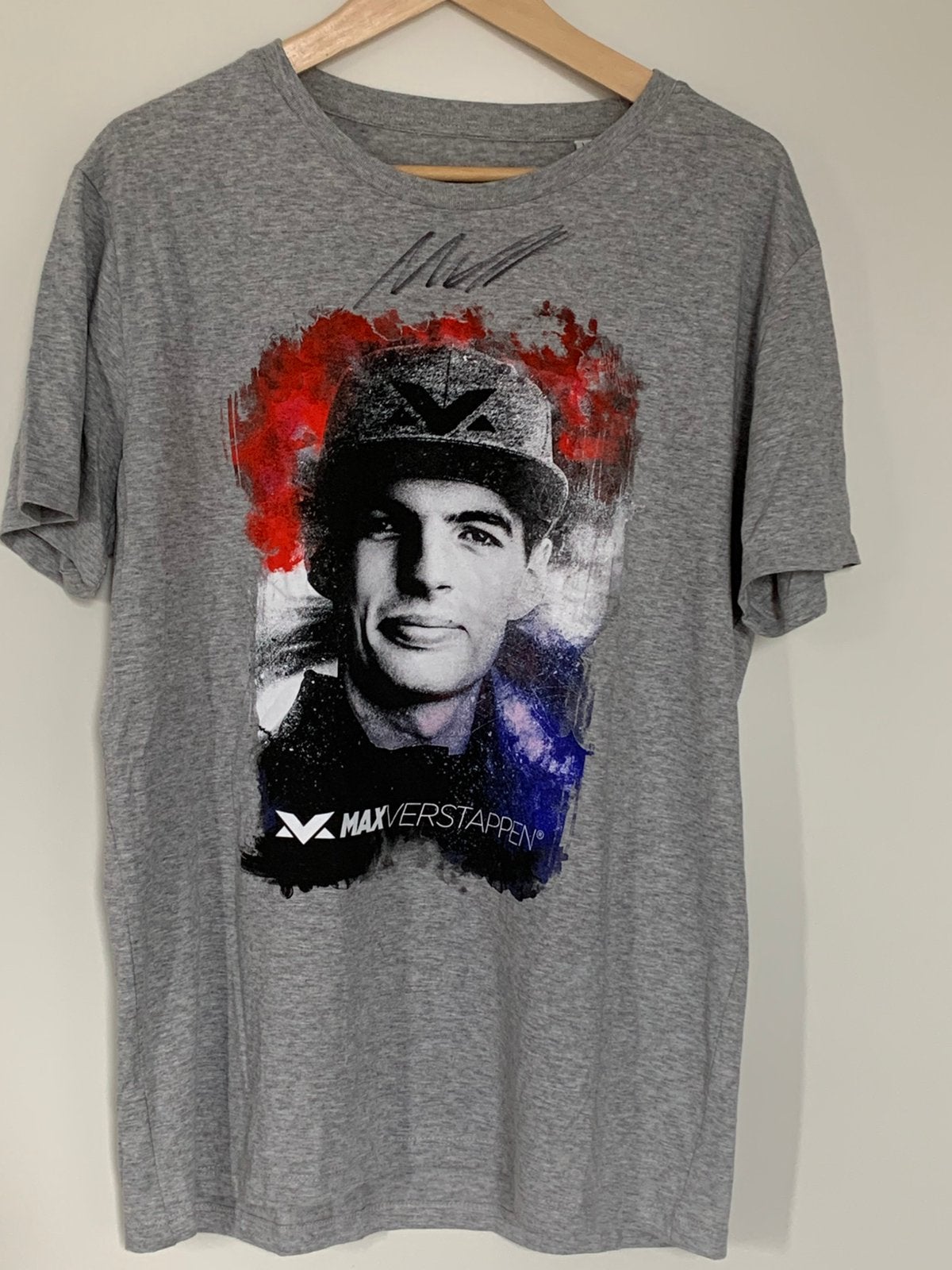 Uniek! Max Verstappen T-Shirt met Echte Handtekening, Ophalen of Verzenden, Nieuw, Maat 52/54 (L), Grijs