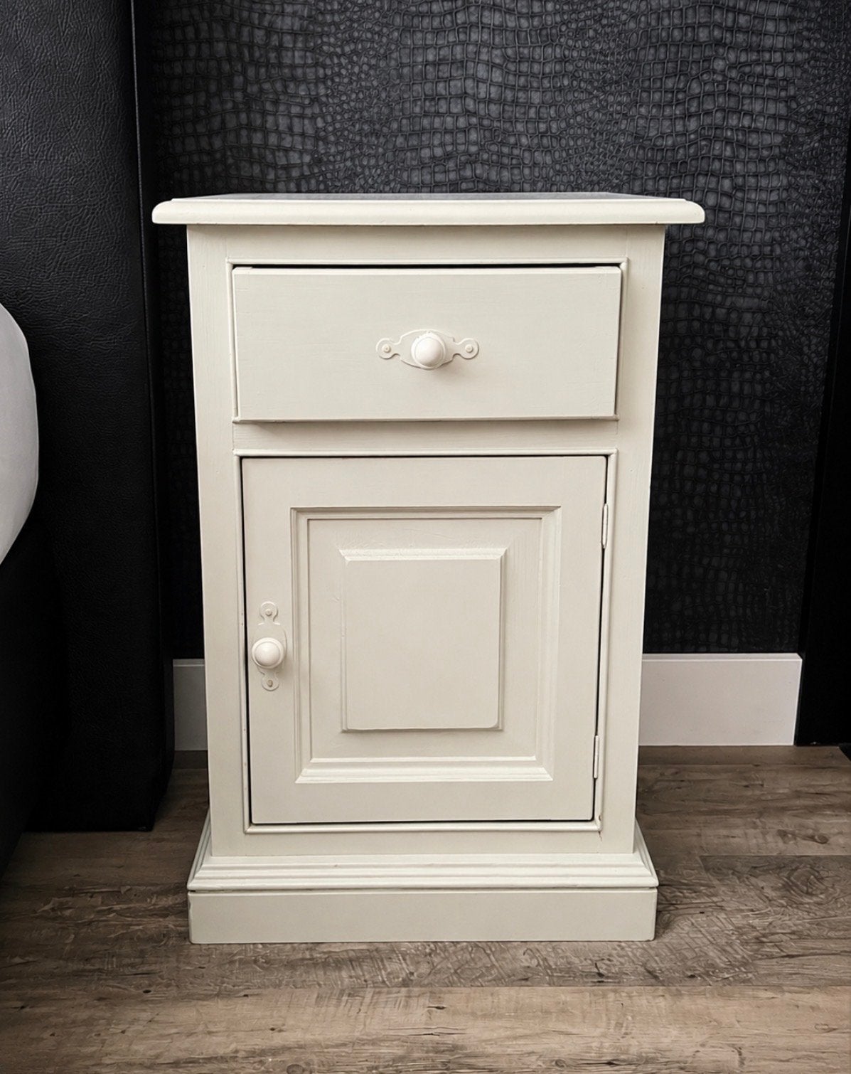 2 Leuke nachtkastjes, Ophalen, Gebruikt, Minder dan 45 cm, 55 tot 70 cm