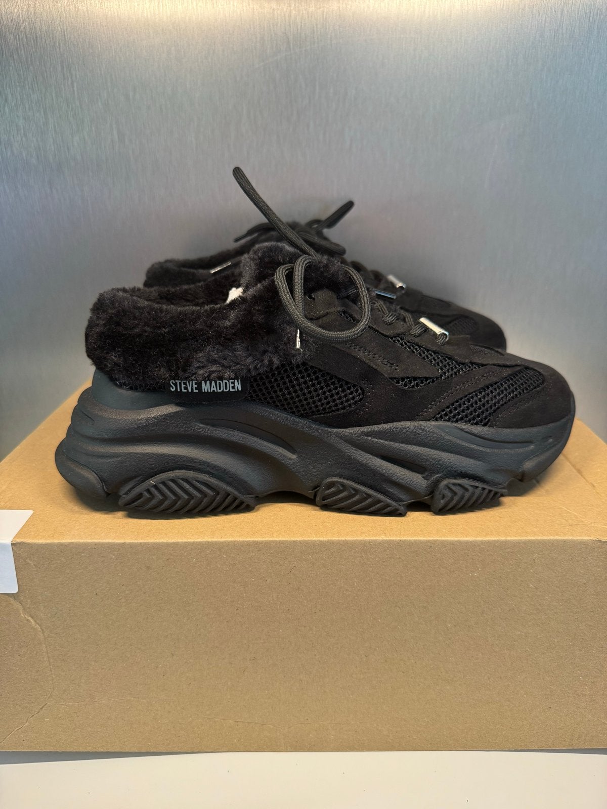 Steve Madden Phoebe sneakers met faux fur - maat 40, Zwart, Nieuw, Ophalen of Verzenden, Sneakers of Gympen