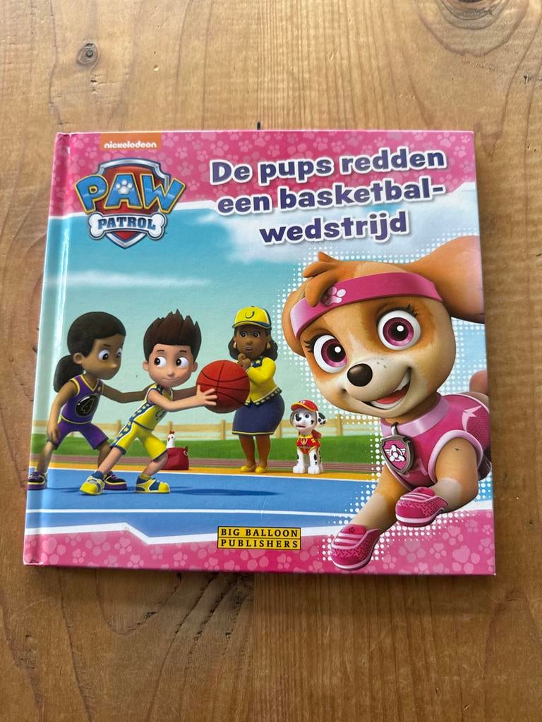 Paw Patrol: De pups redden een basketbalwedstrijd, Ophalen of Verzenden, Zo goed als nieuw, Fictie algemeen